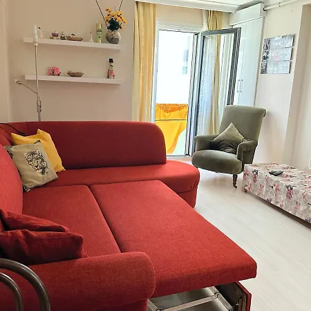 Kadikoy Bostanci Cosy Appartement *